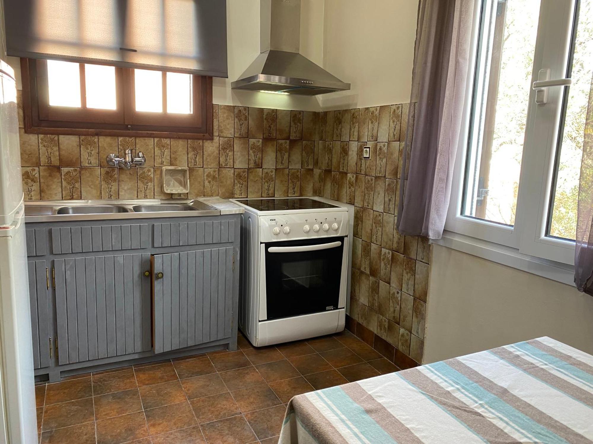 Alexander Apartments Roda  Dış mekan fotoğraf