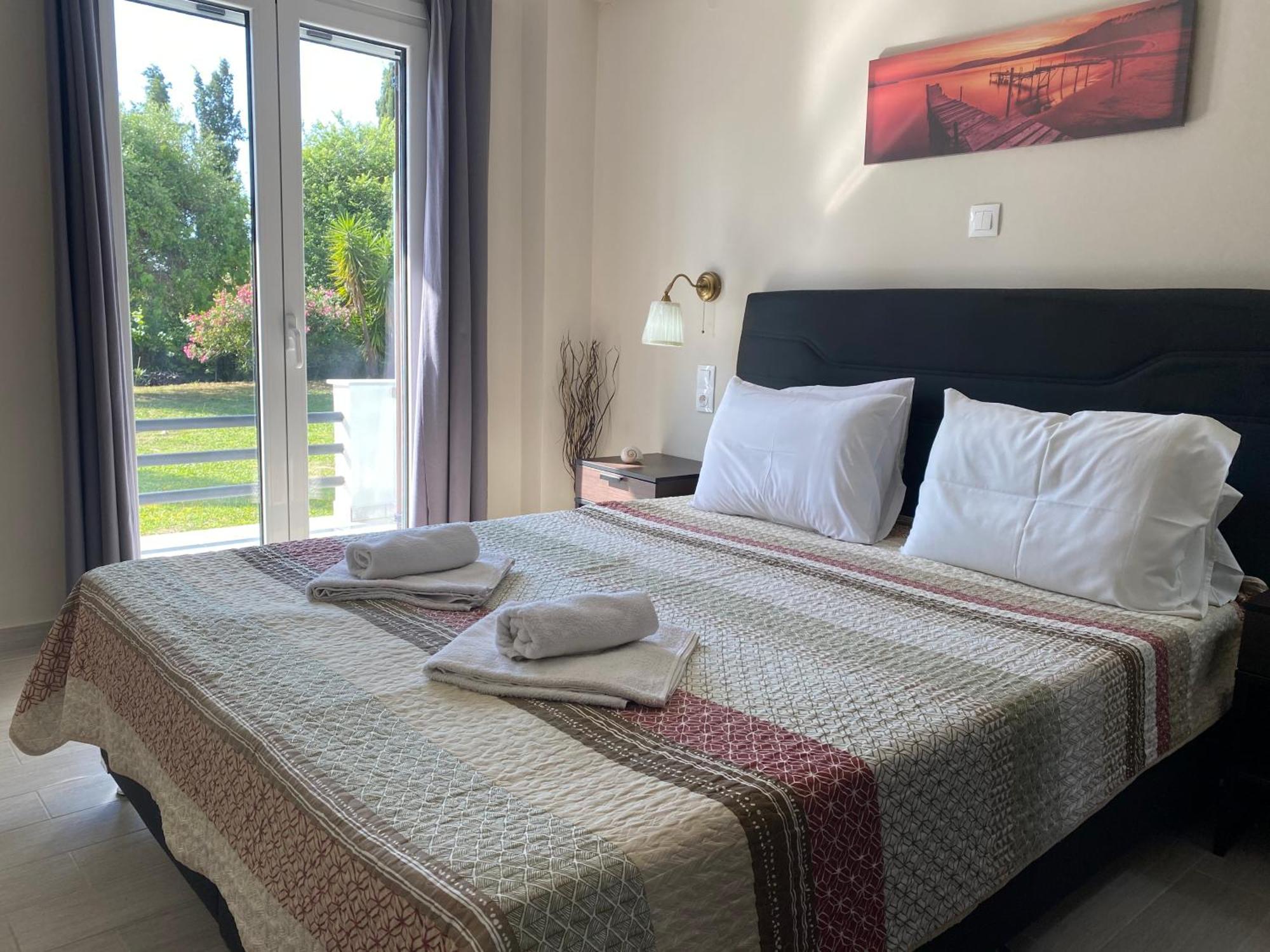 Alexander Apartments Roda  Dış mekan fotoğraf